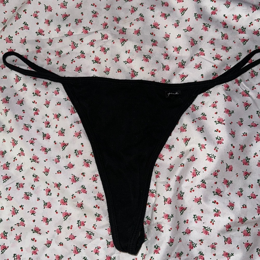 PINK Victoria’s secret Black Ribbed Thong XL